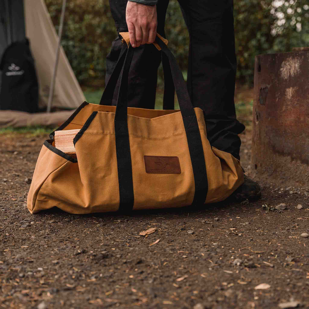 Transportadores de leña de lona con forma de barco
